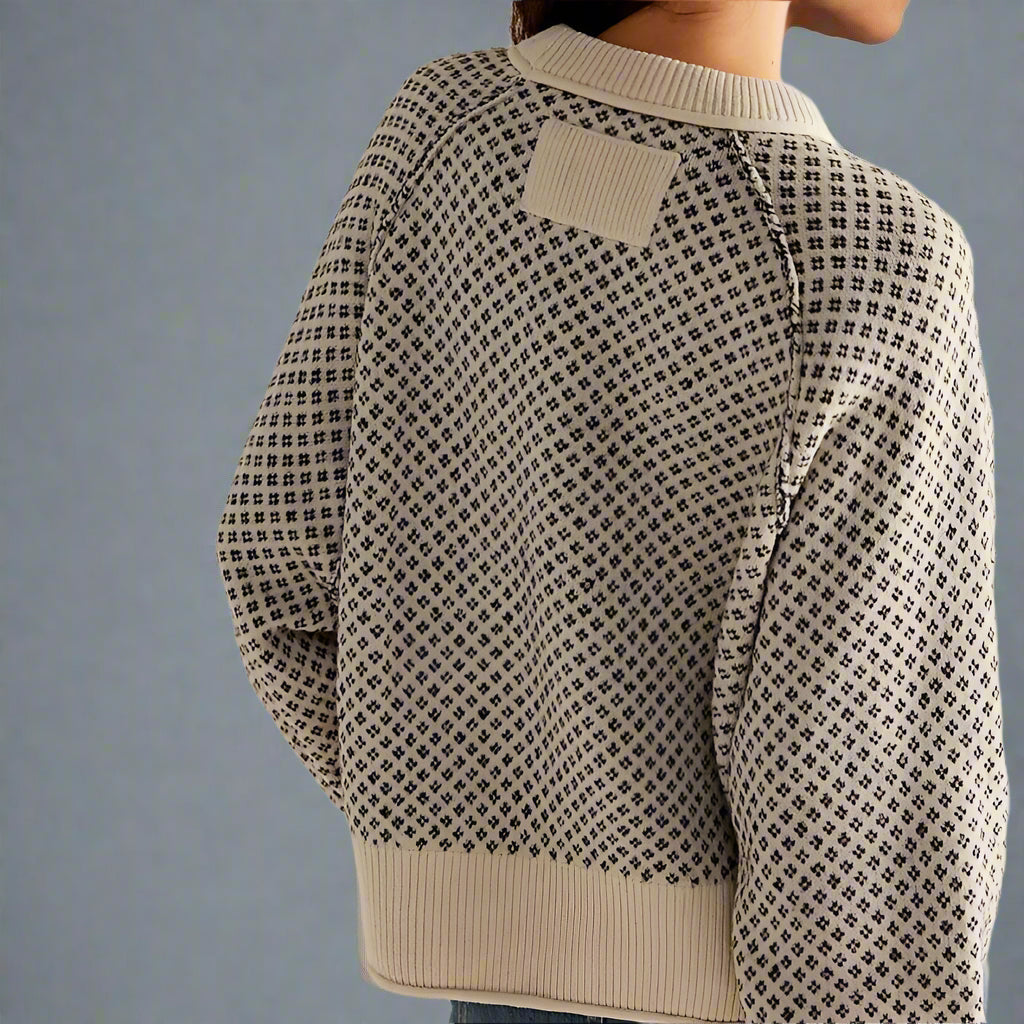 Women’s Jacquard Knit Sweater – Loose Fit Round Neck Pullover for Autumn & Winter