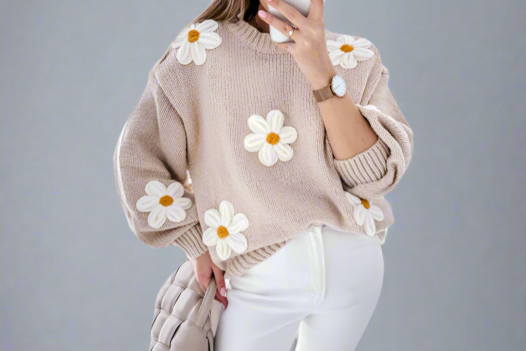 Women’s Floral Contrast Knit Round Neck Pullover Sweater