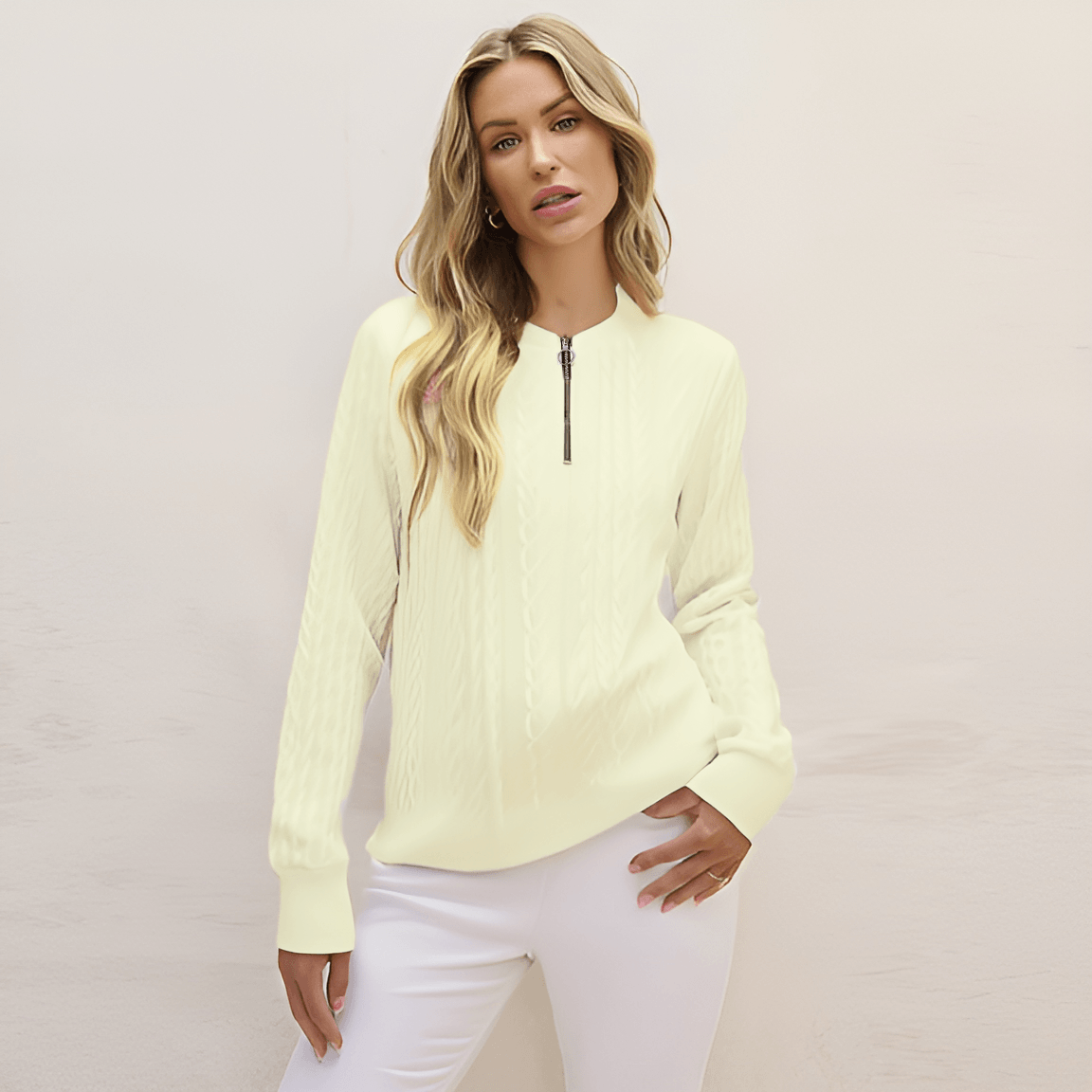 Quilted Zip-Up Sweatshirt – Chic & Cozy