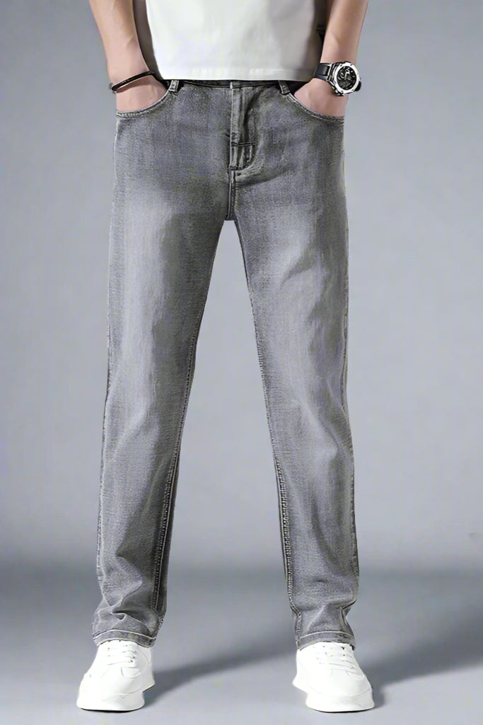 Men’s Retro Loose-Fit Jeans – Lightweight Tapered Summer Denim