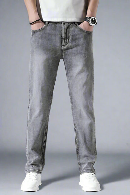 Men’s Retro Loose-Fit Jeans – Lightweight Tapered Summer Denim