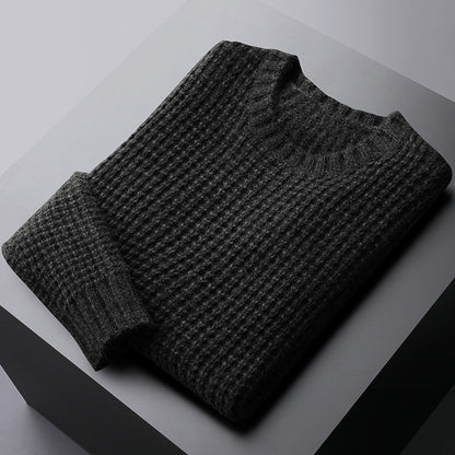 Thick Knit Pullover Sweater – Warm Inner Layer for Winter Comfort