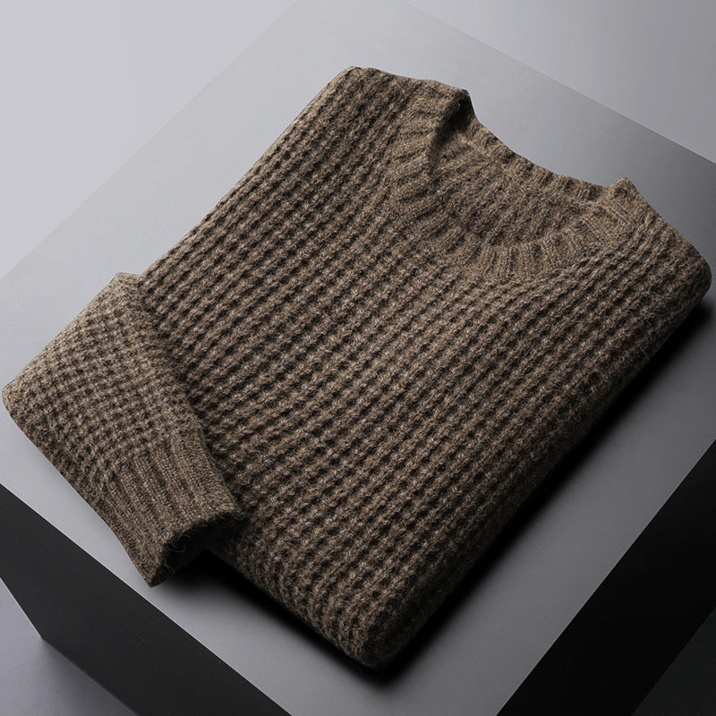 Thick Knit Pullover Sweater – Warm Inner Layer for Winter Comfort