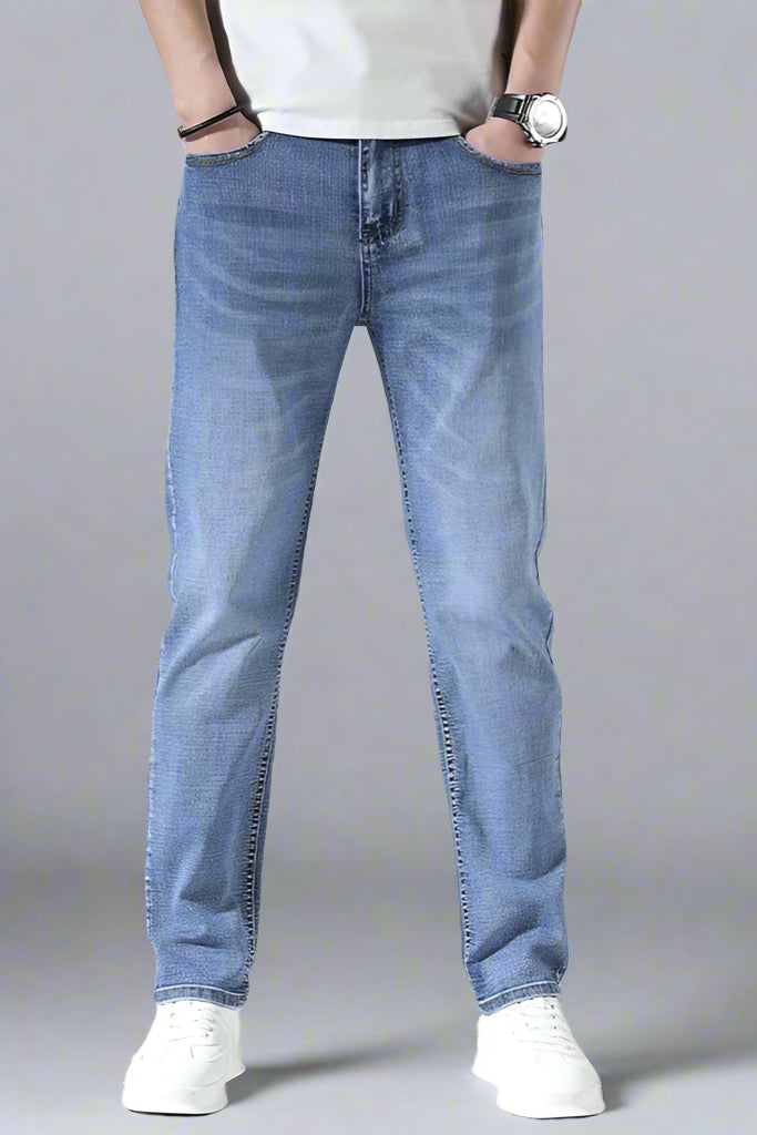 Men’s Retro Loose-Fit Jeans – Lightweight Tapered Summer Denim